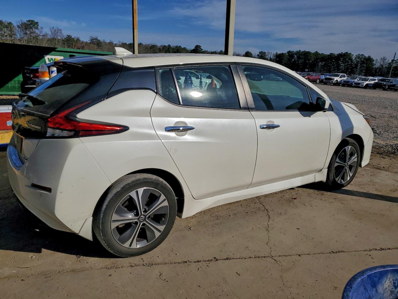 2020 NISSAN LEAF SV PLUS photo 5