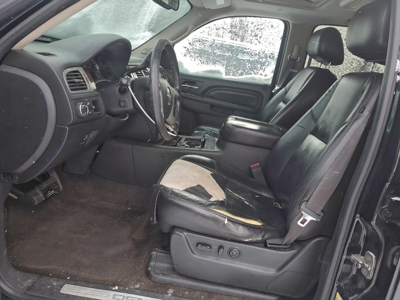 2011 GMC YUKON XL DENALI photo 7
