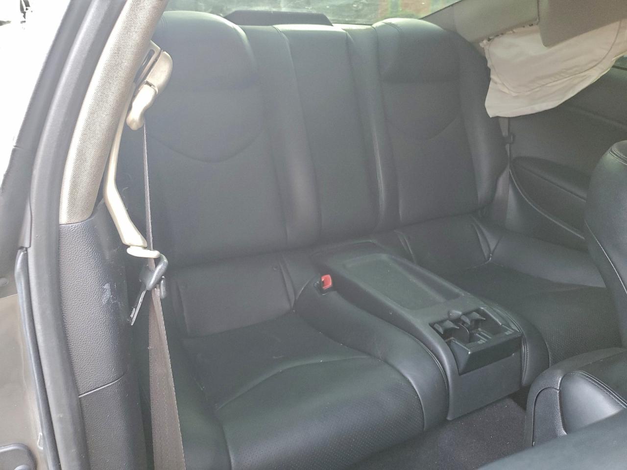 2013 INFINITI G37 photo 28