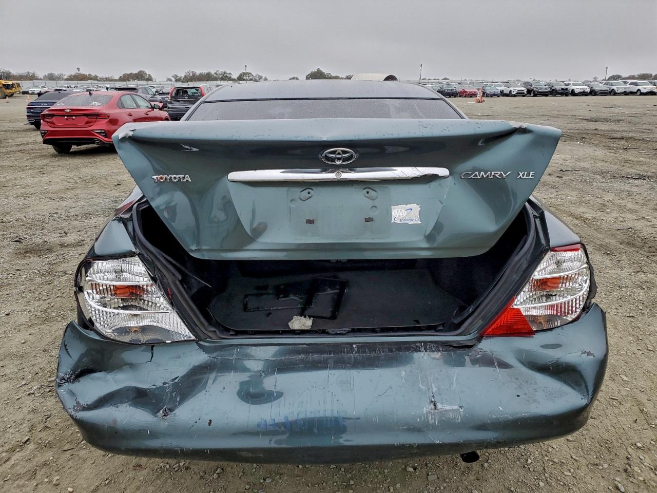 2002 TOYOTA CAMRY photo 11