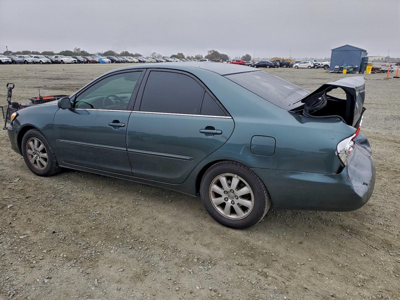 2002 TOYOTA CAMRY photo 3