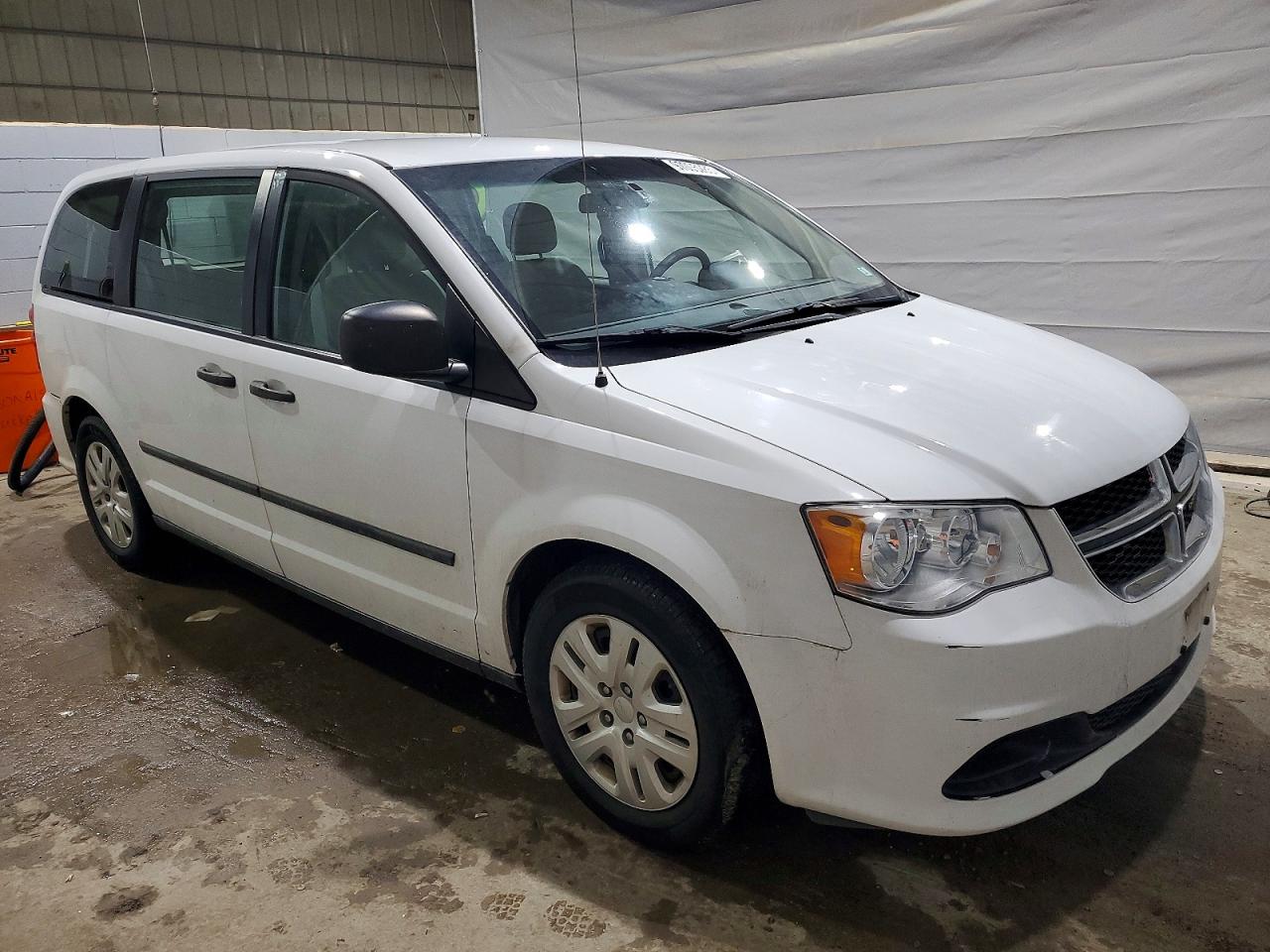 2015 DODGE GRAND CARAVAN SE photo 4