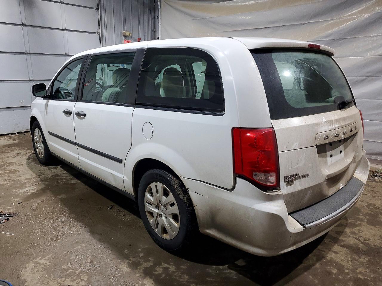 2015 DODGE GRAND CARAVAN SE photo 2