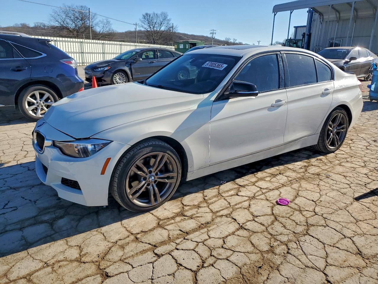 2015 BMW 320