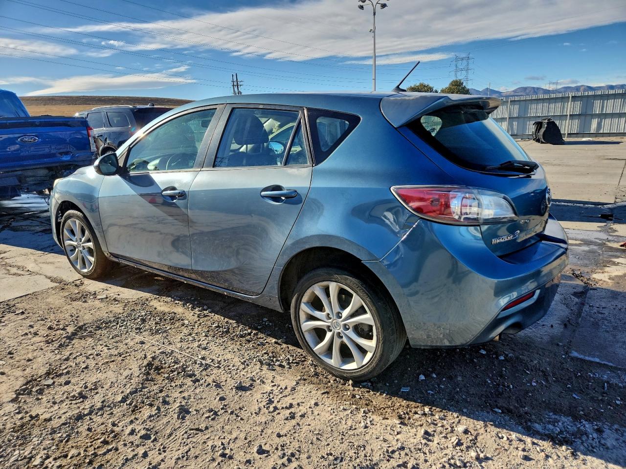 2010 MAZDA 3 S photo 2
