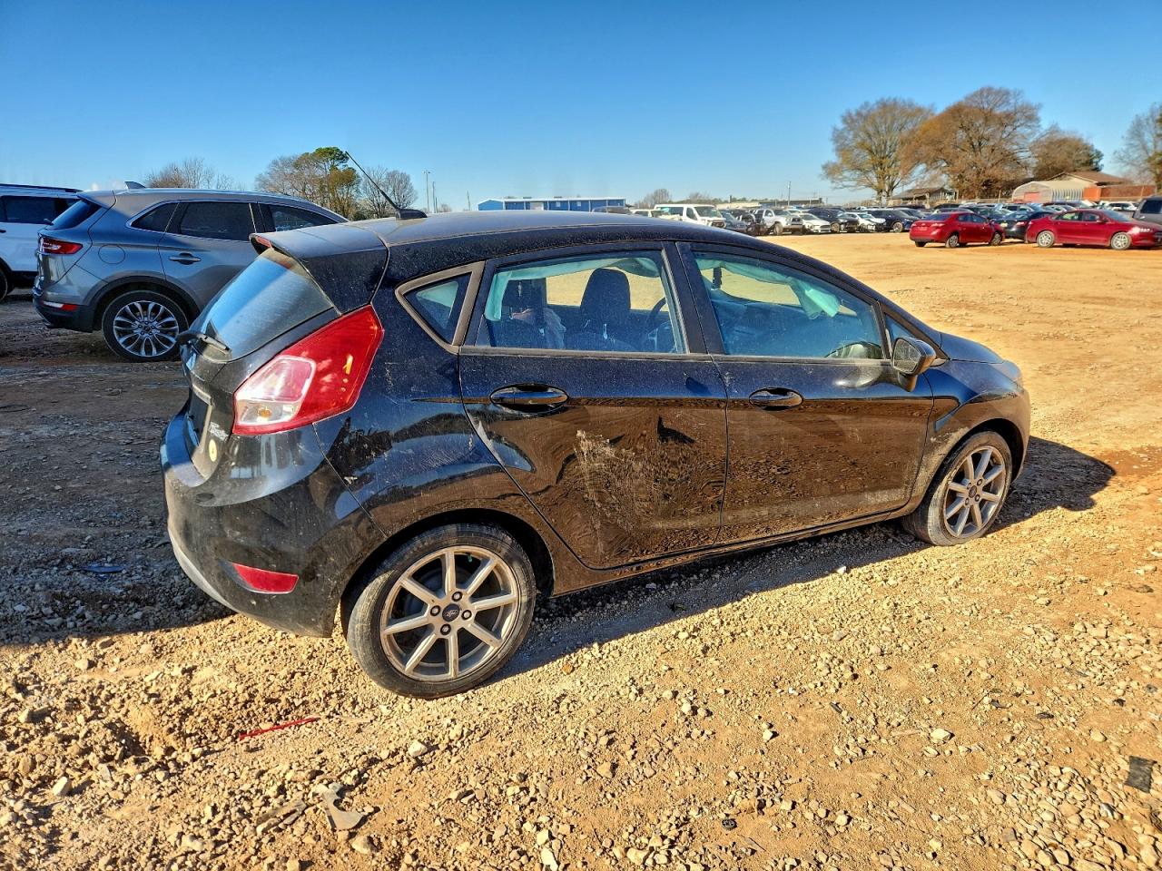 2019 FORD FIESTA SE photo 5