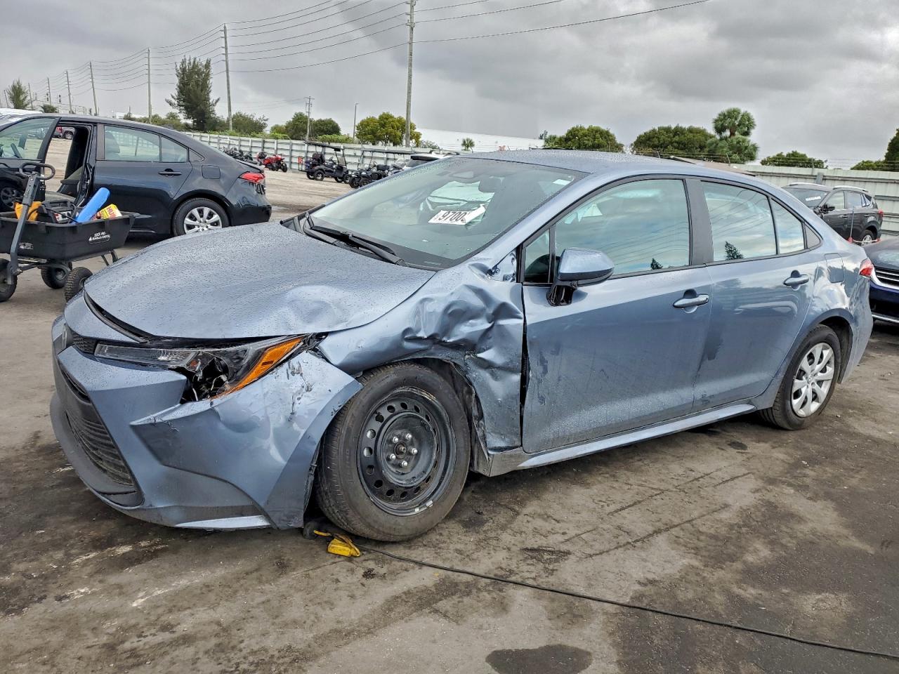 2025 TOYOTA COROLLA