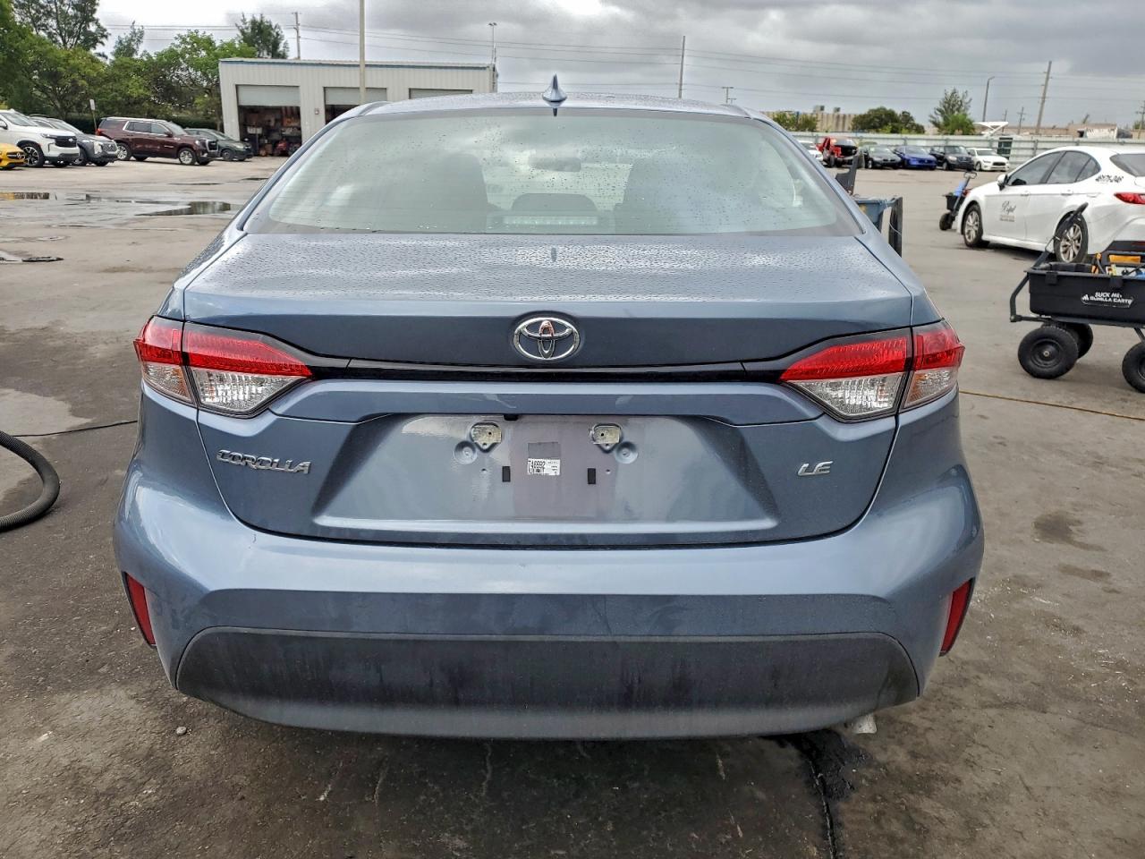 2025 TOYOTA COROLLA LE photo 16