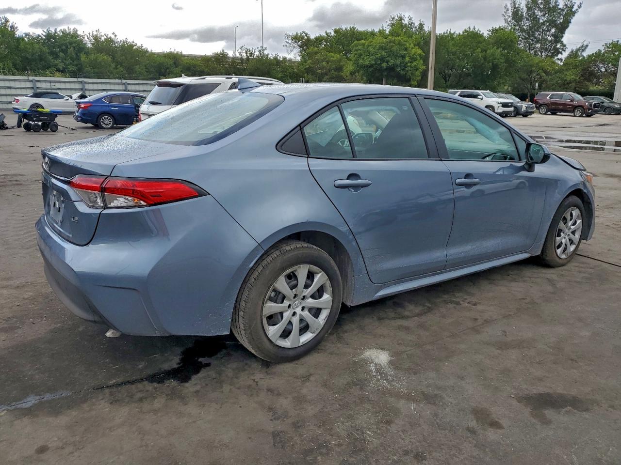 2025 TOYOTA COROLLA LE photo 7