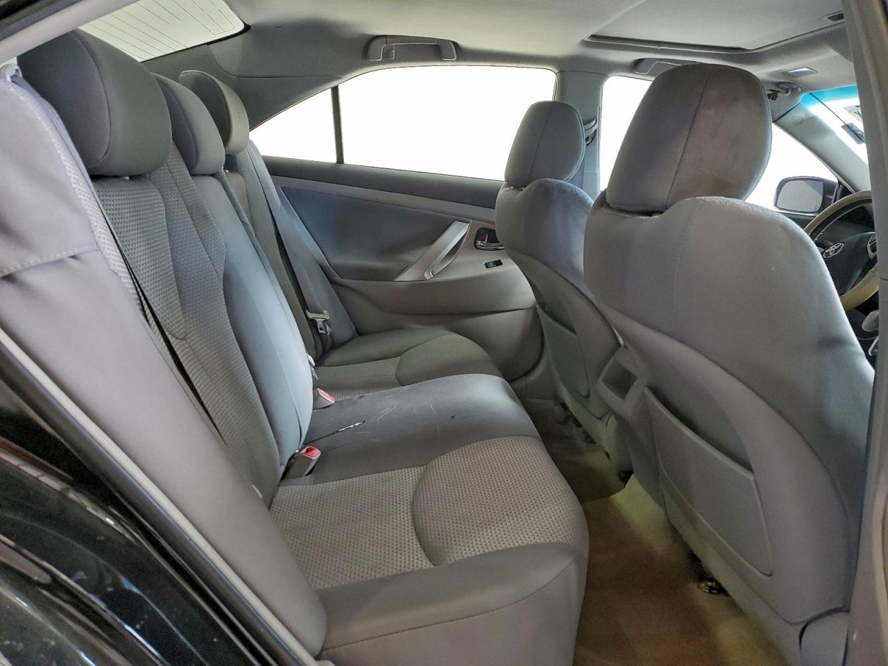 2009 TOYOTA CAMRY SE photo 10