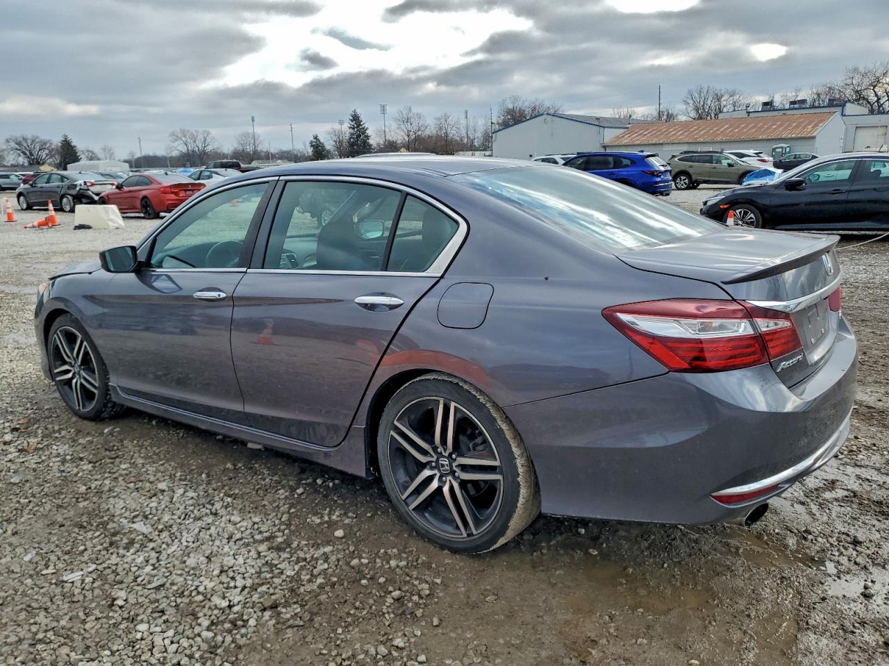 2016 HONDA ACCORD SPORT photo 2