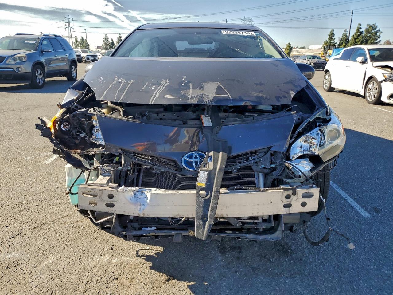 2015 TOYOTA PRIUS photo 5