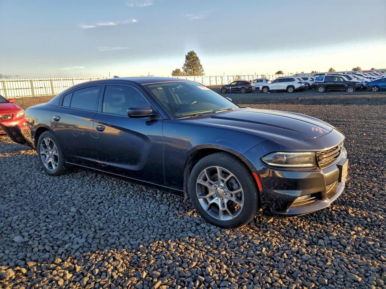 2016 DODGE CHARGER SXT photo 4