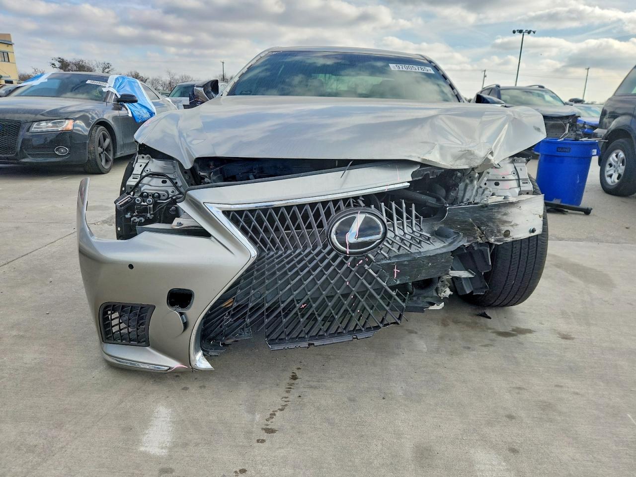 2021 LEXUS LS 500 BASE photo 5