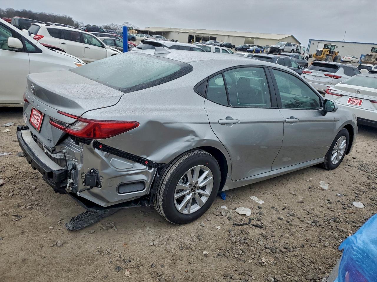2025 TOYOTA CAMRY XSE photo 3