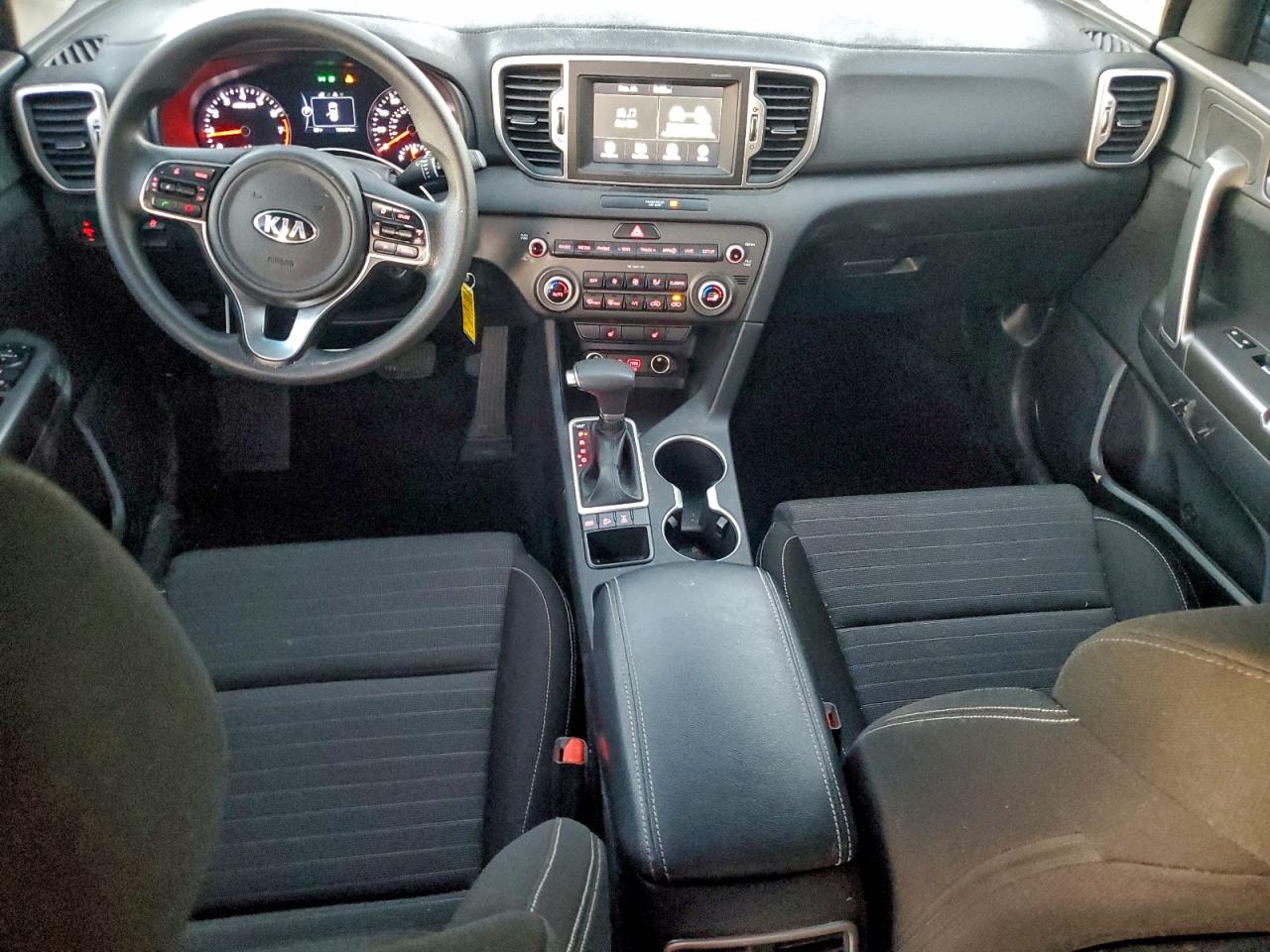 2018 KIA SPORTAGE LX photo 8