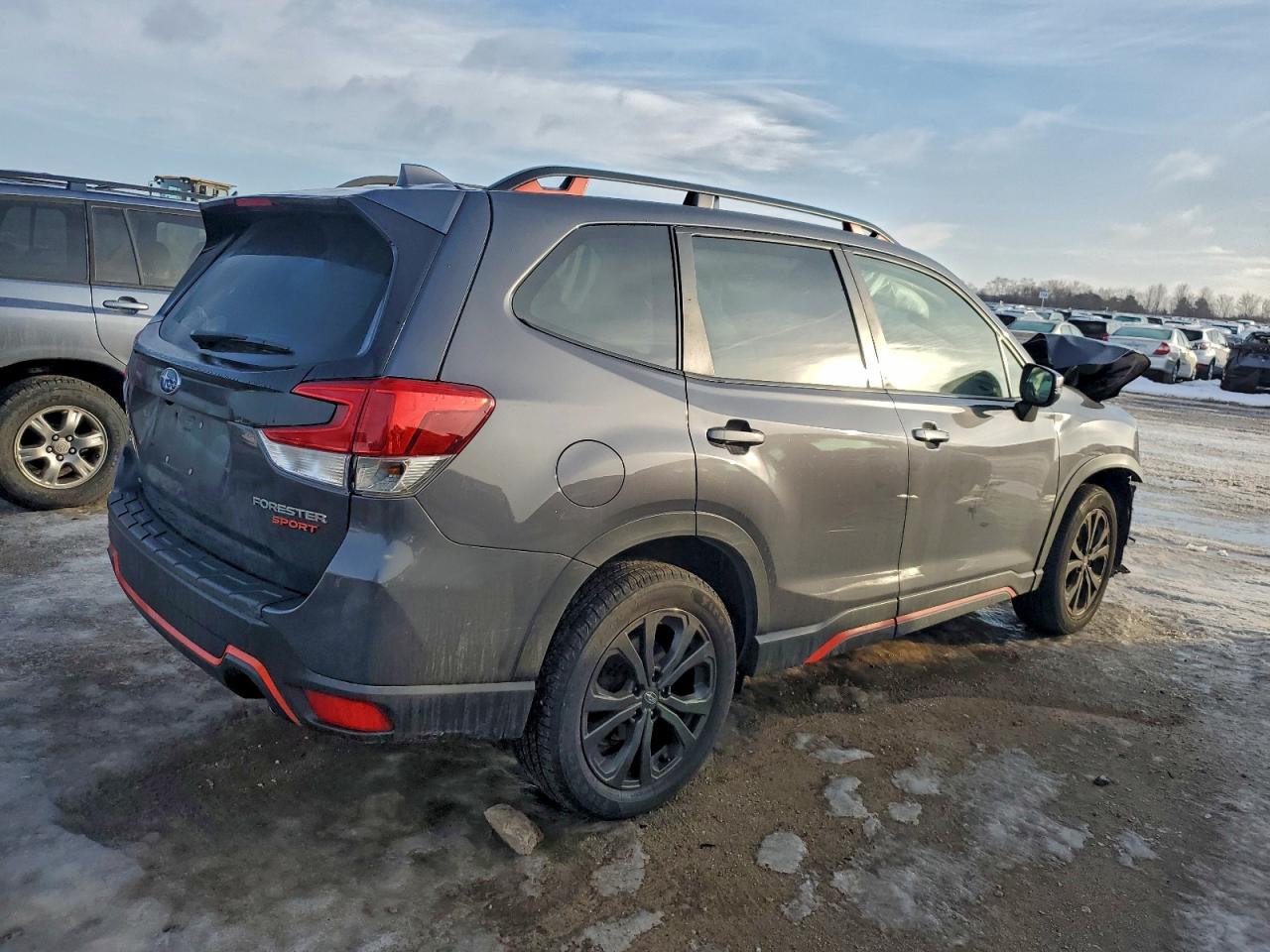 2021 SUBARU FORESTER SPORT photo 5