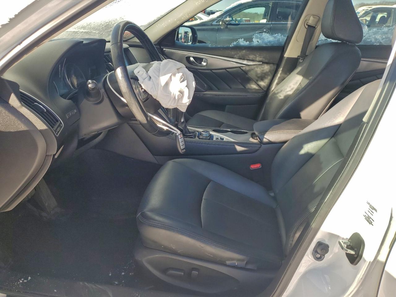 2015 INFINITI Q50 BASE photo 13