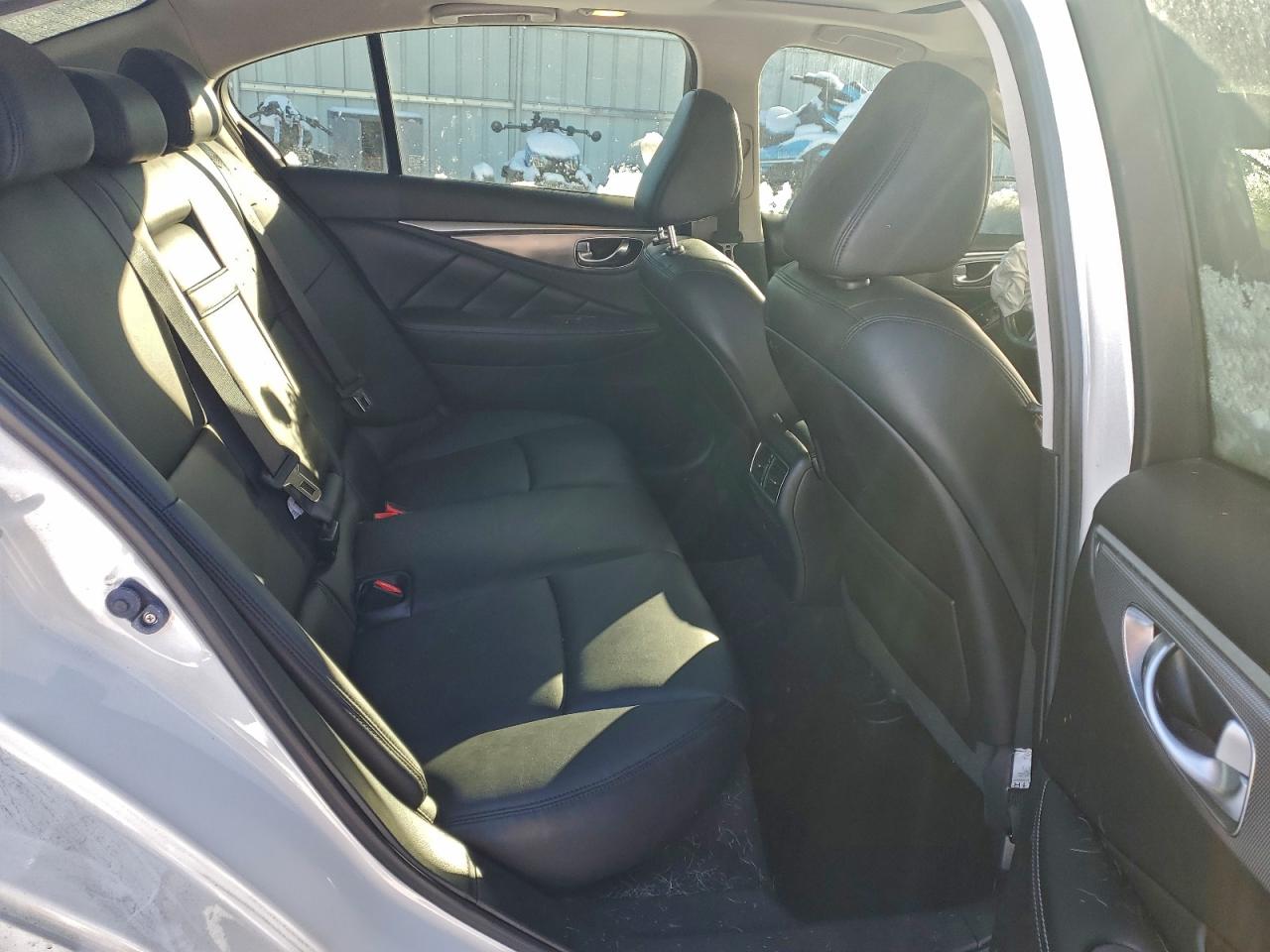 2015 INFINITI Q50 BASE photo 19