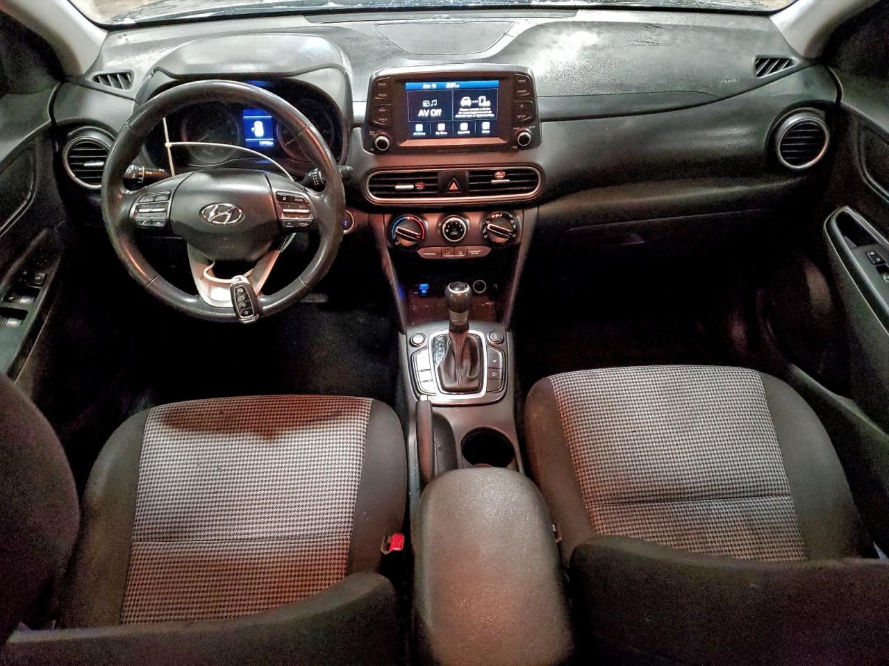2020 HYUNDAI KONA SEL photo 8