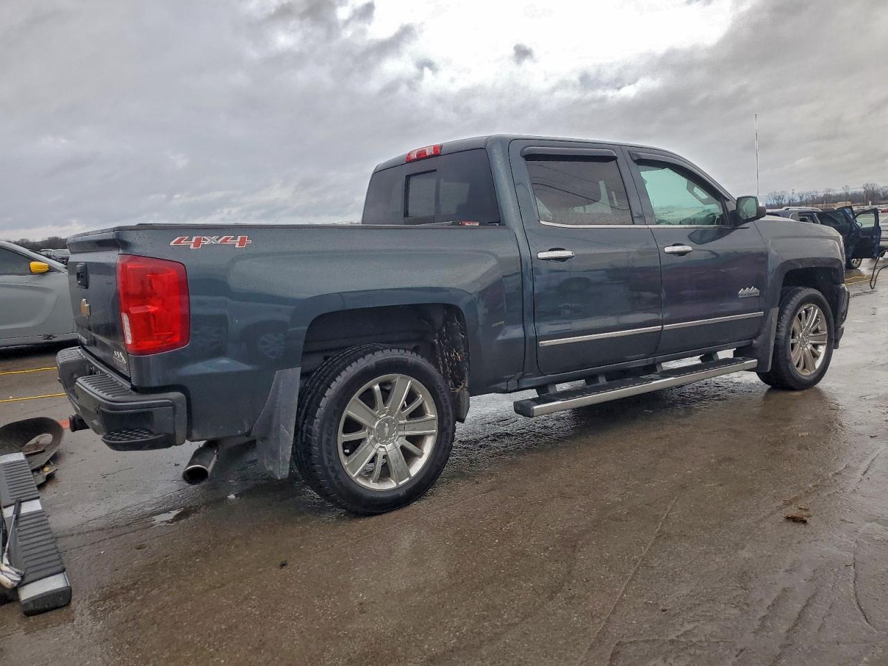 2017 CHEVROLET SILVERADO K1500 HIGH COUNTRY photo 3