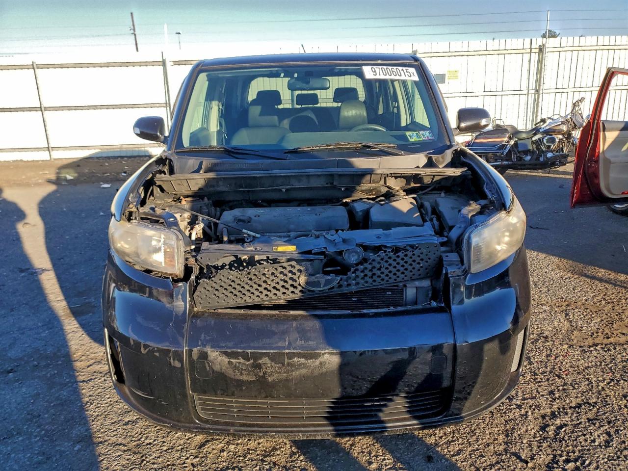 2010 TOYOTA SCION XB photo 9
