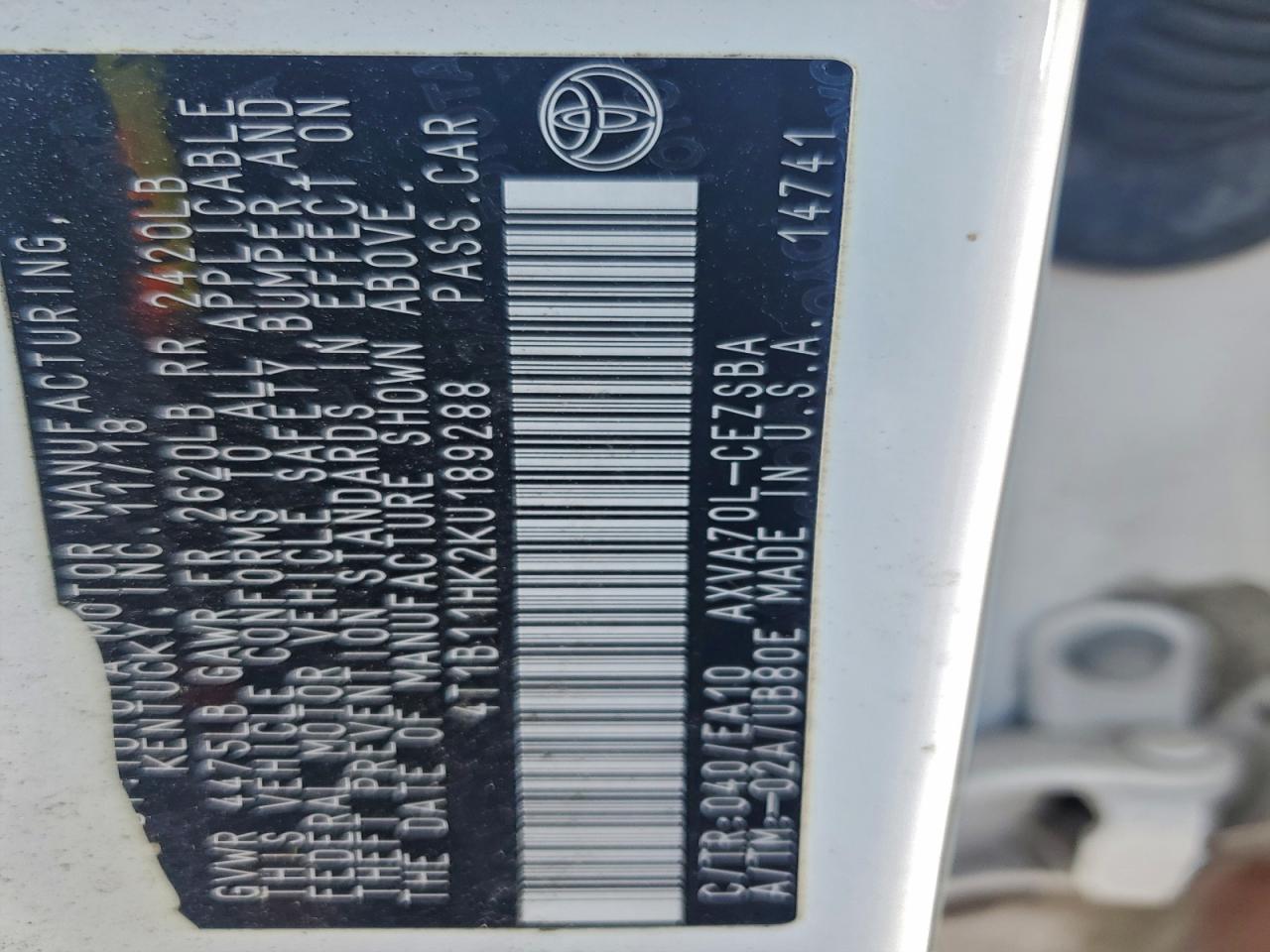 2019 TOYOTA CAMRY L photo 12