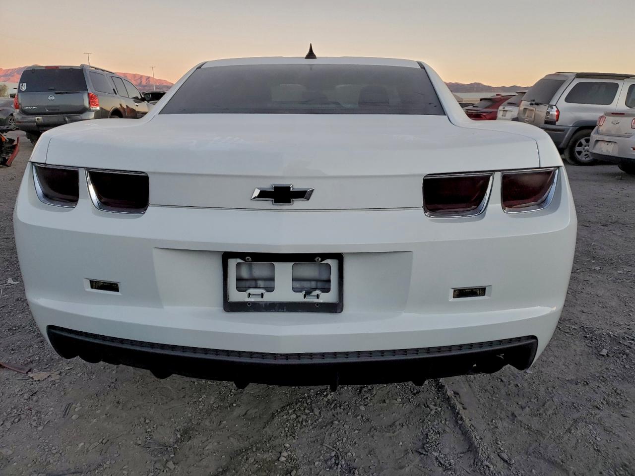 2011 CHEVROLET CAMARO LS photo 11