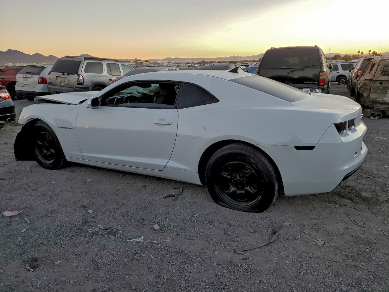 2011 CHEVROLET CAMARO LS photo 3
