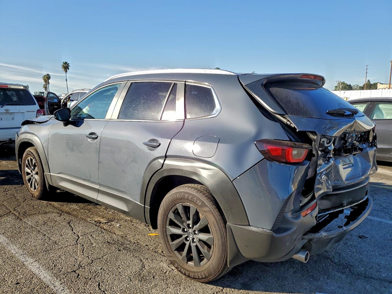 2025 MAZDA CX-50 PREFERRED photo 3