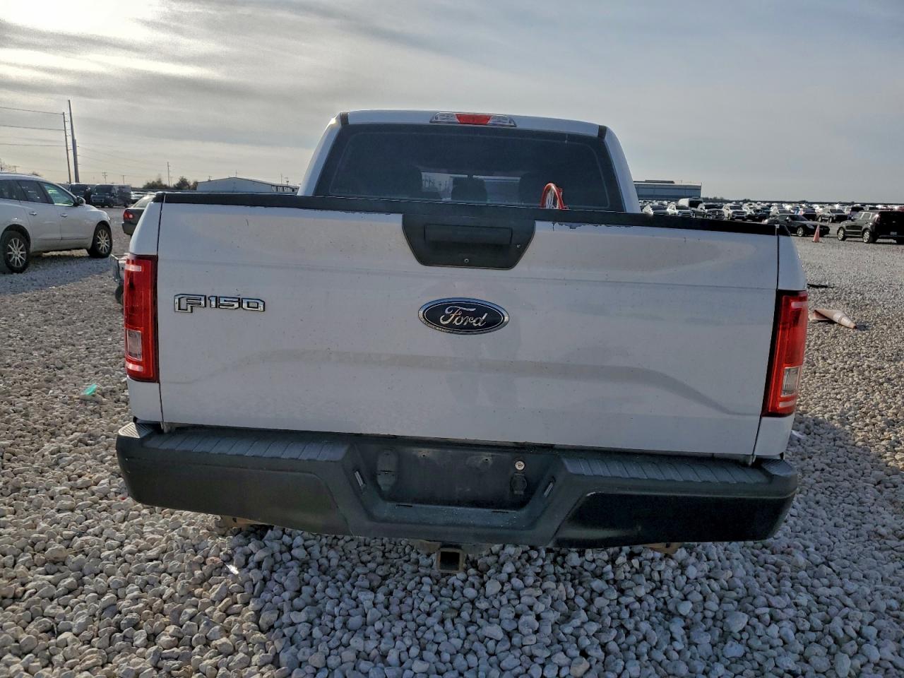 2017 FORD F150 SUPERCREW photo 6