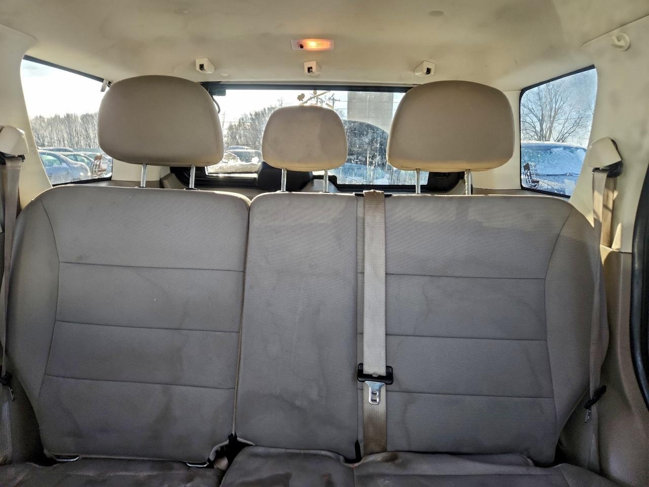 2012 FORD ESCAPE XLT photo 10