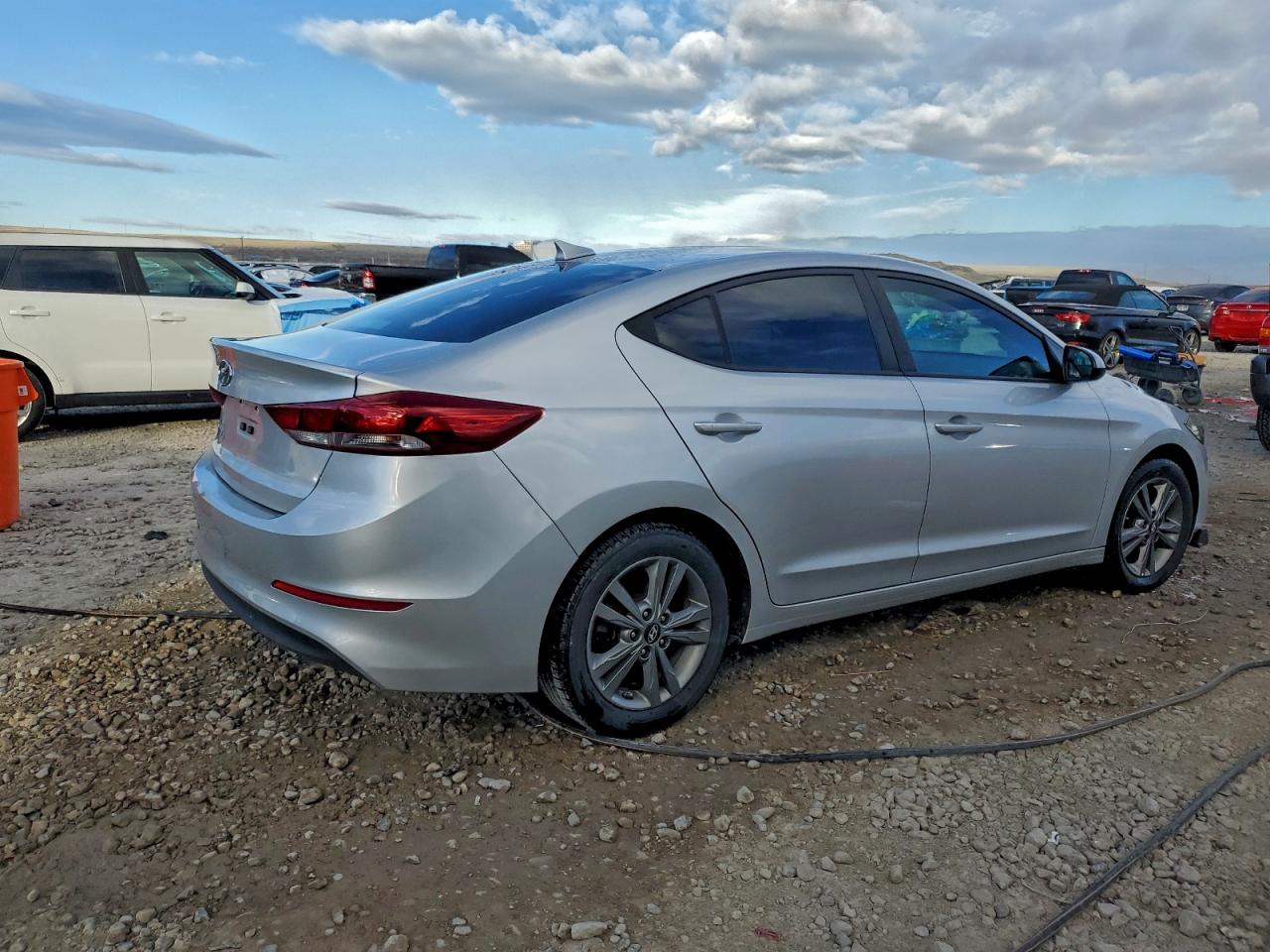 2018 HYUNDAI ELANTRA SEL photo 5