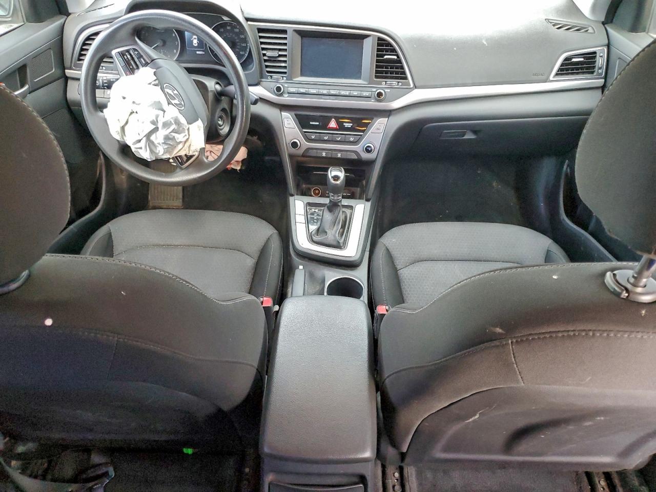 2018 HYUNDAI ELANTRA SEL photo 15