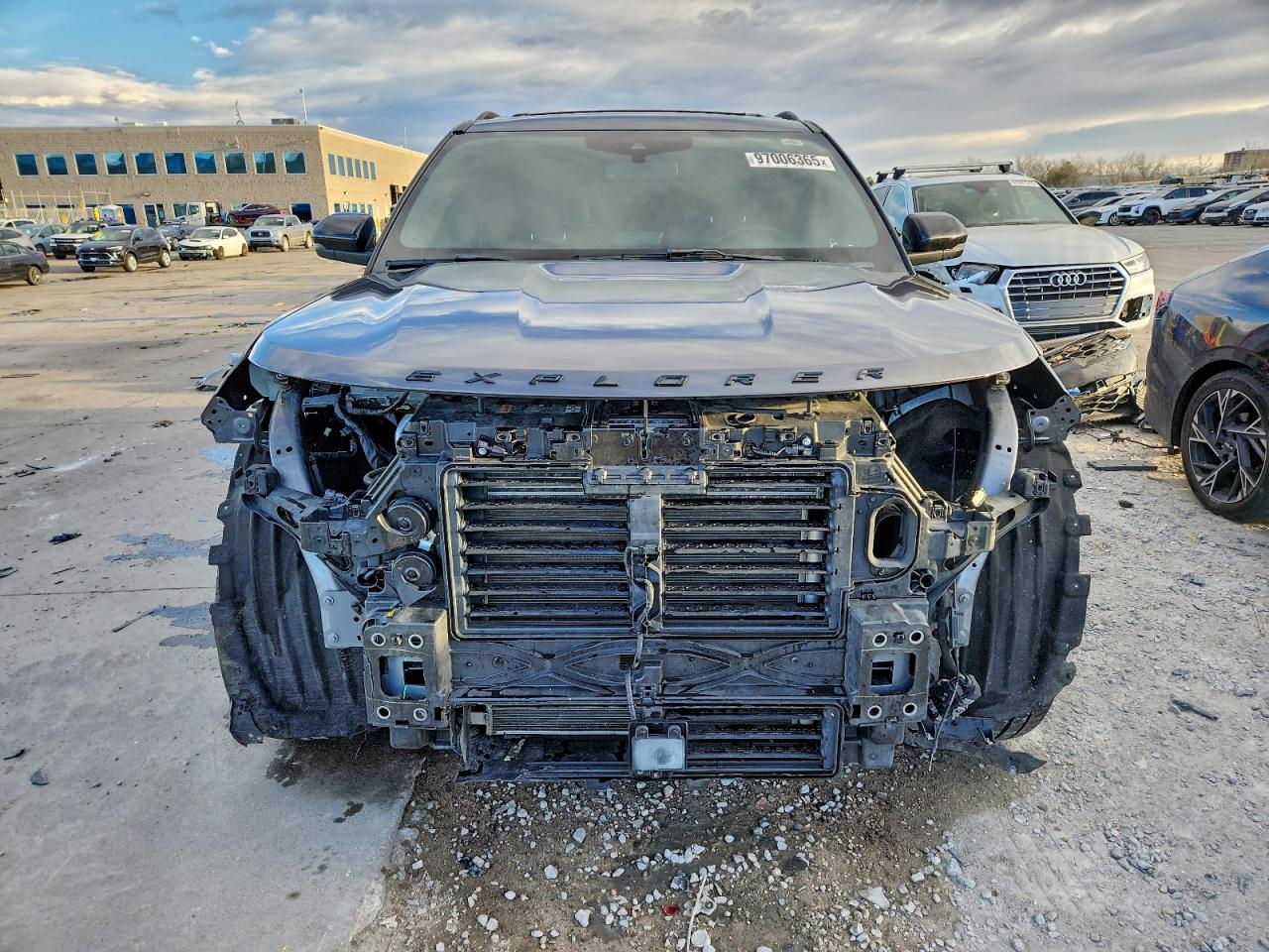 2021 FORD EXPLORER ST photo 9