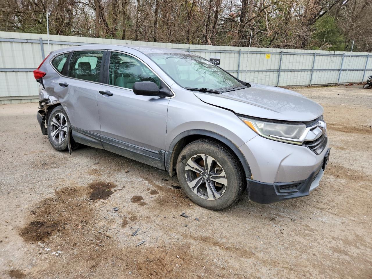 2017 HONDA CR-V LX photo 4