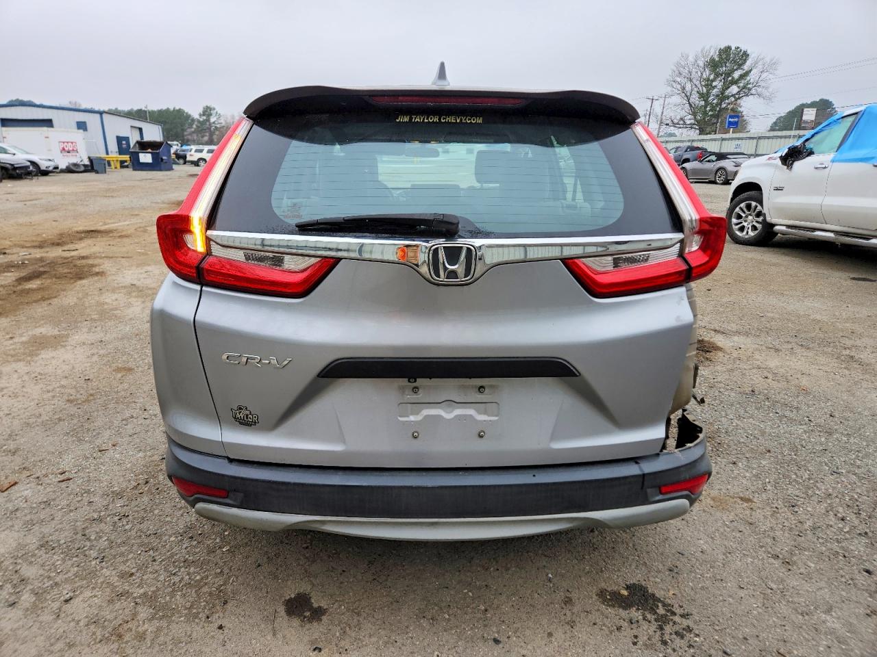 2017 HONDA CR-V LX photo 6