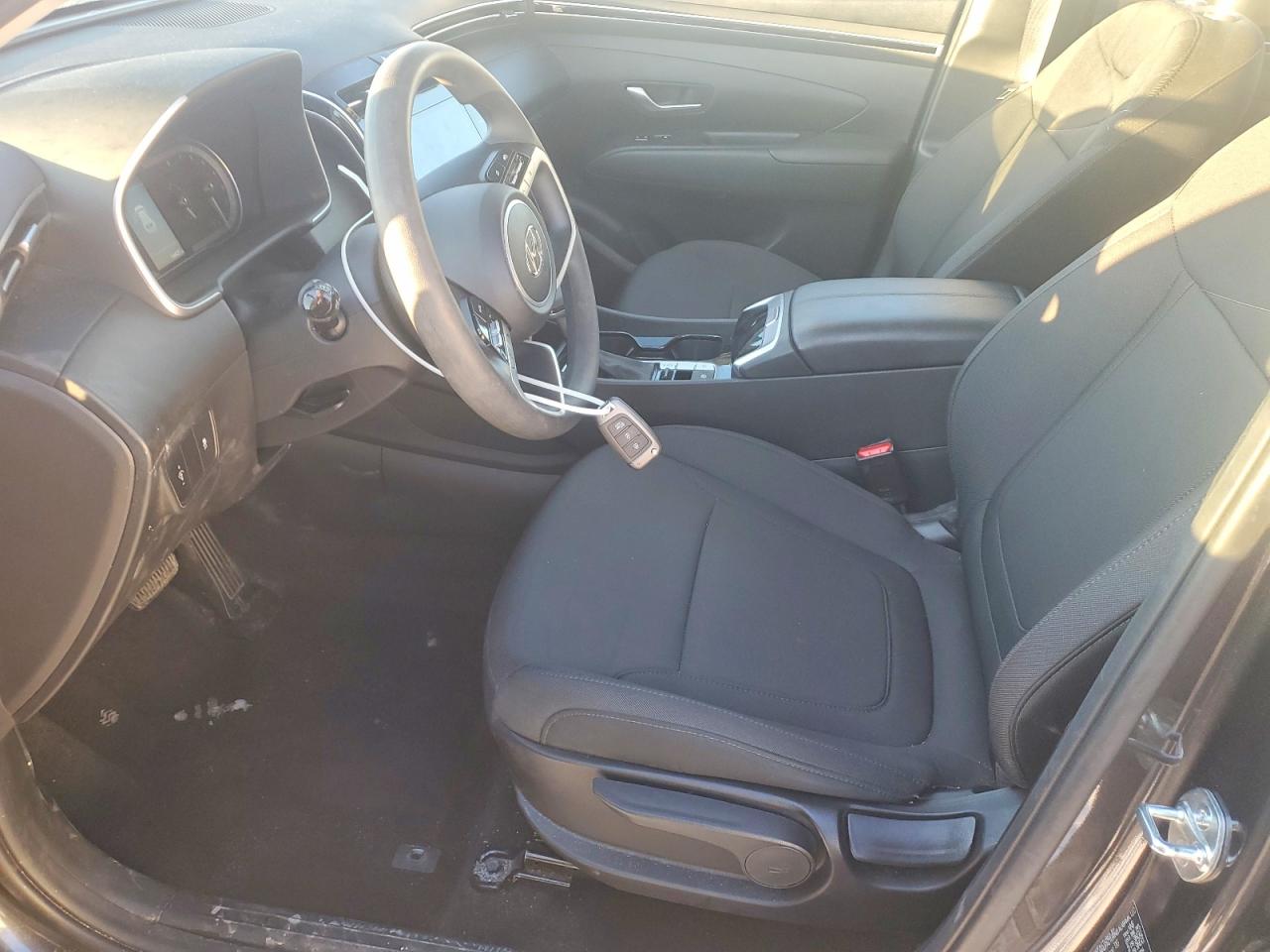2024 HYUNDAI TUCSON SE photo 13