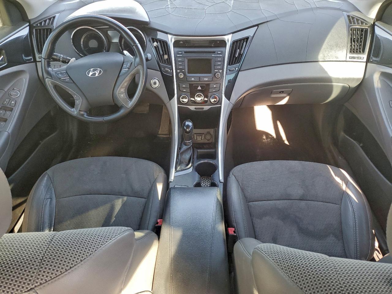 2014 HYUNDAI SONATA SE photo 15