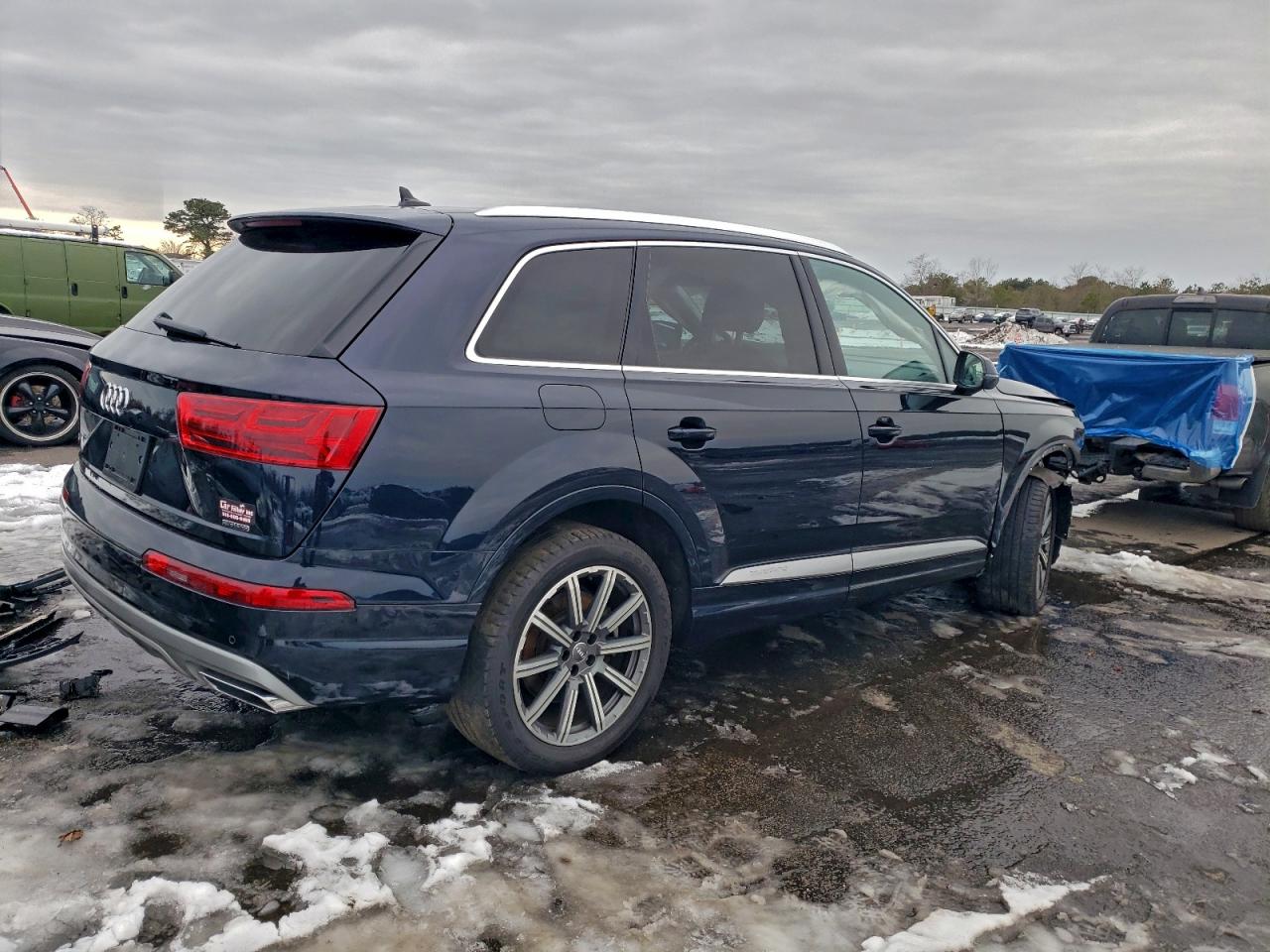 2017 AUDI Q7 photo 3