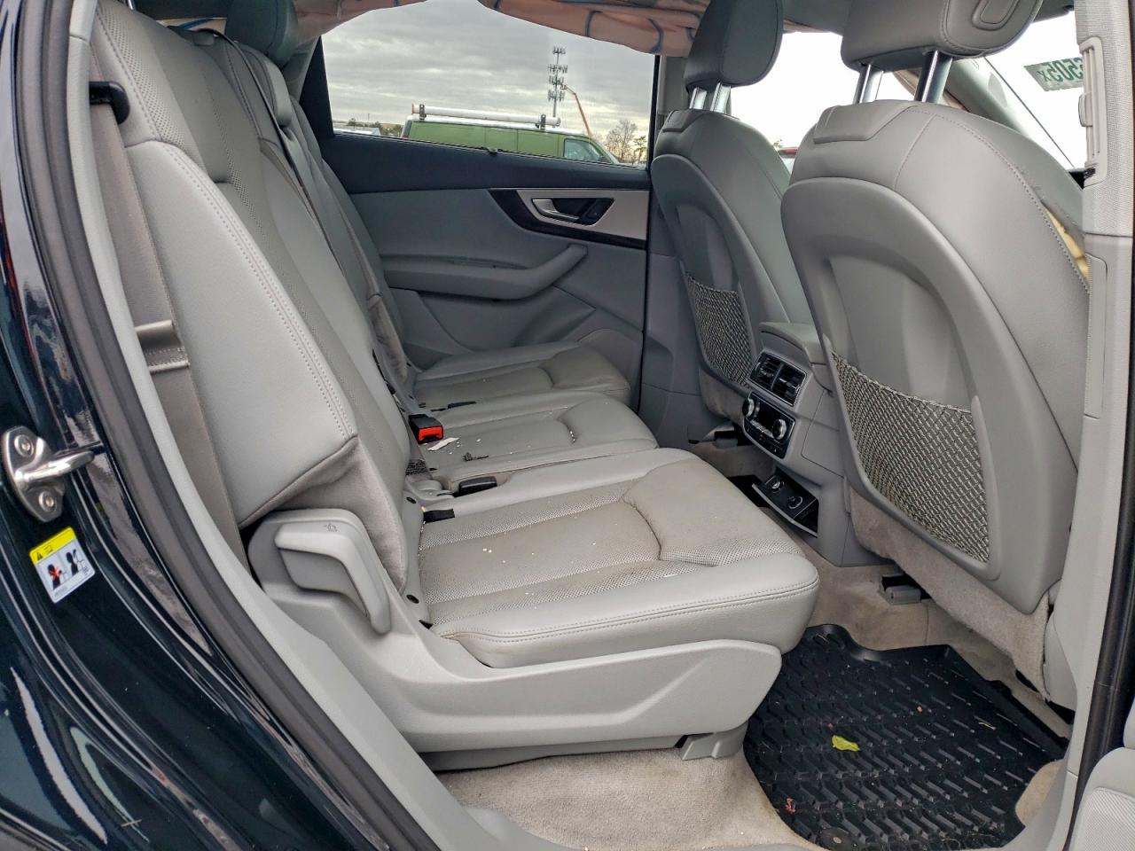 2017 AUDI Q7 photo 11