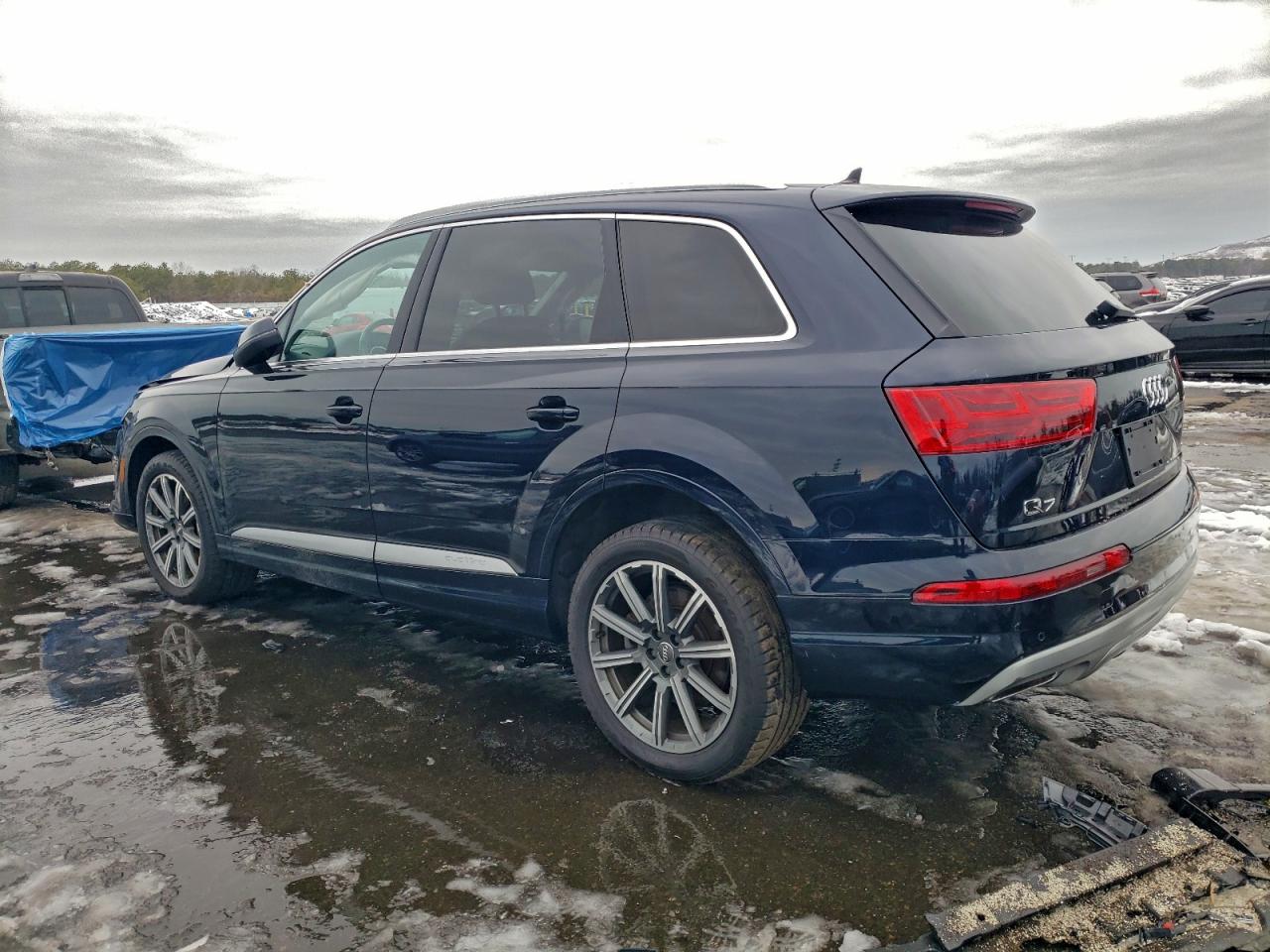 2017 AUDI Q7 photo 2