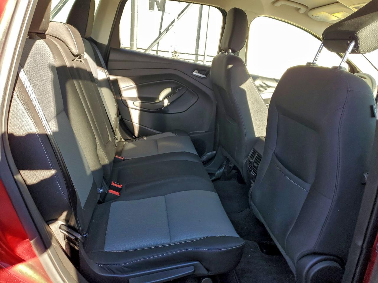 2019 FORD ESCAPE SE photo 21