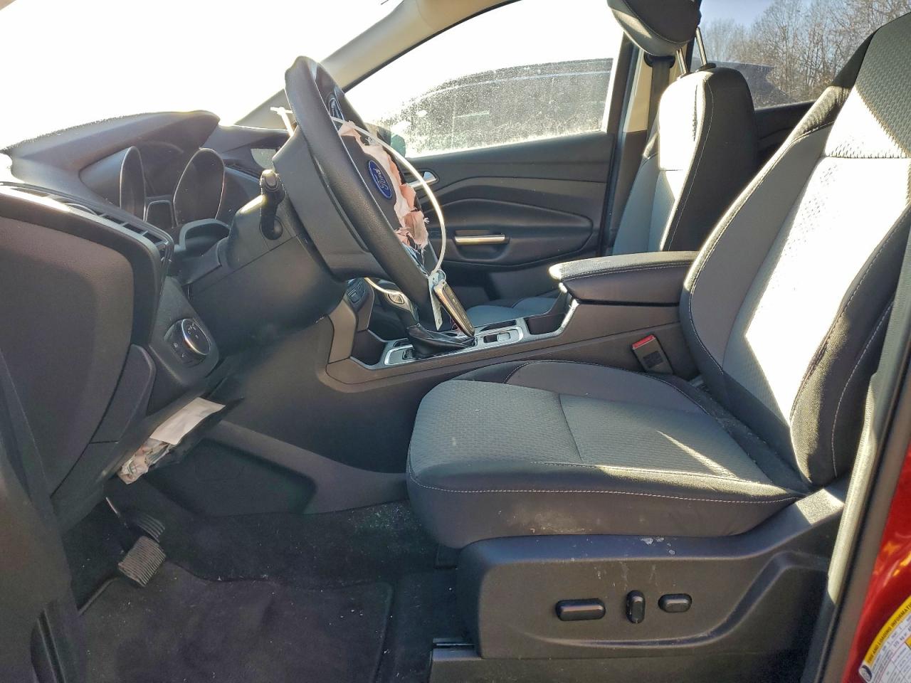 2019 FORD ESCAPE SE photo 13