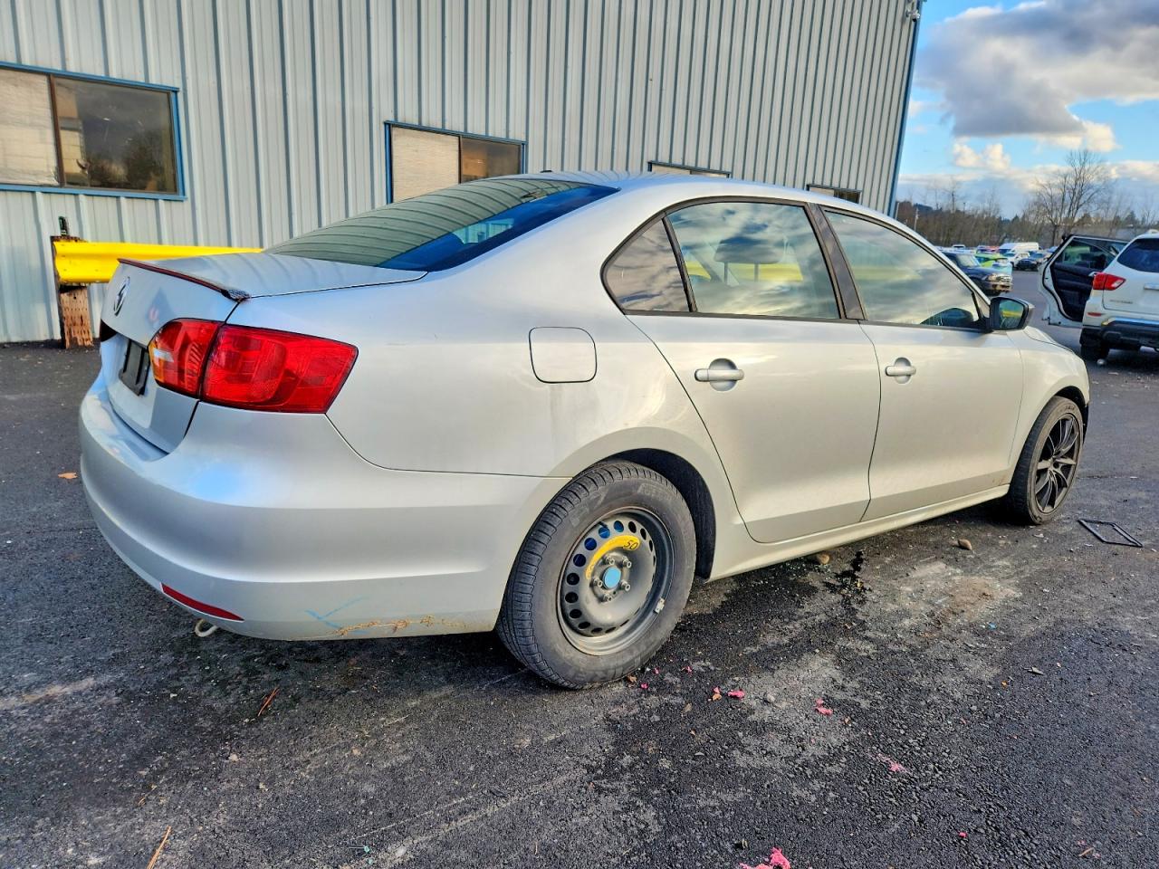 2011 VOLKSWAGEN JETTA BASE photo 5