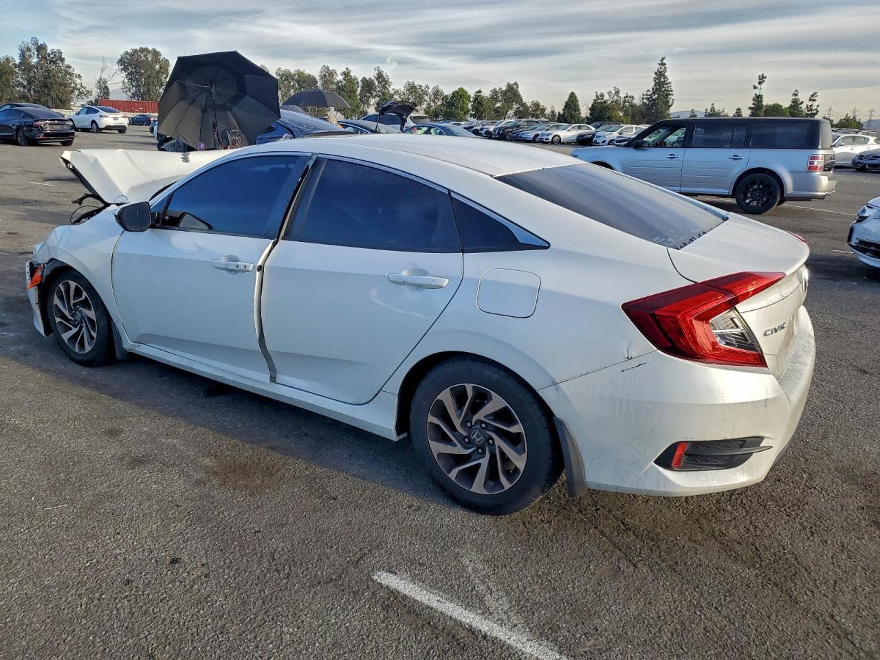 2016 HONDA CIVIC EX photo 3