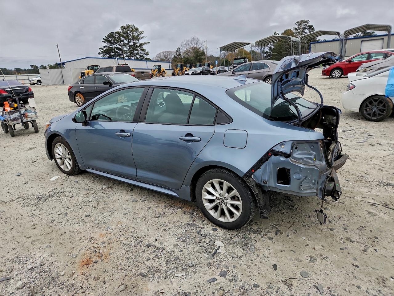 2020 TOYOTA COROLLA LE photo 2