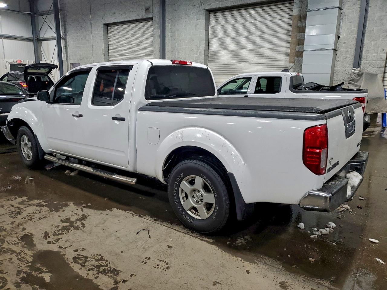 2007 NISSAN FRONTIER CREW CAB LE photo 2