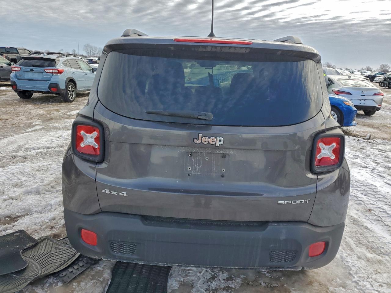 2017 JEEP RENEGADE SPORT photo 6