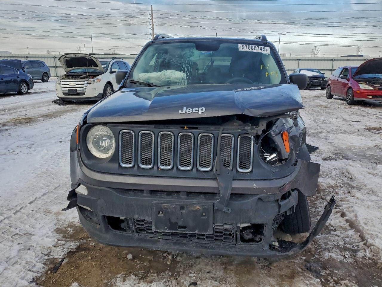 2017 JEEP RENEGADE SPORT photo 5